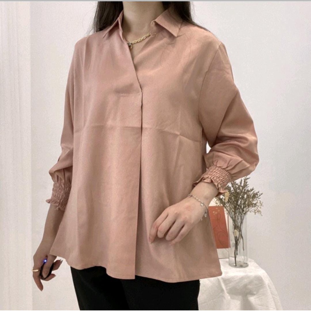 KARA V-Neck Blouse with Collar / Atasan Wanita Kantor Casual Lengan Karet