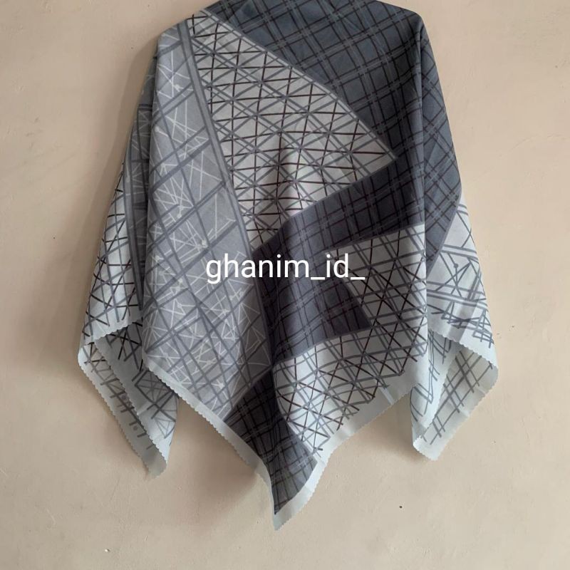 Hijab Voal Motif Abstract abu