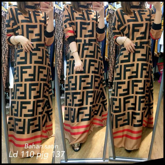 Gamis fendi