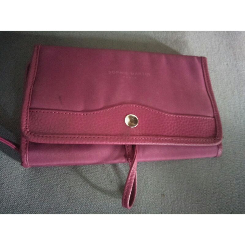 Tempat kosmetik sophie martin paris