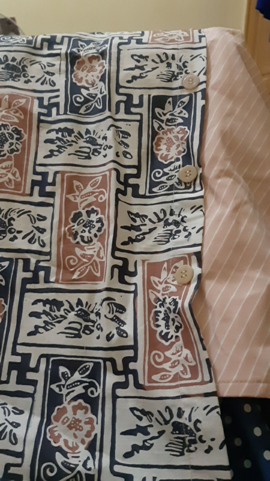 Batik Mix Garis Lucu Dan Unik