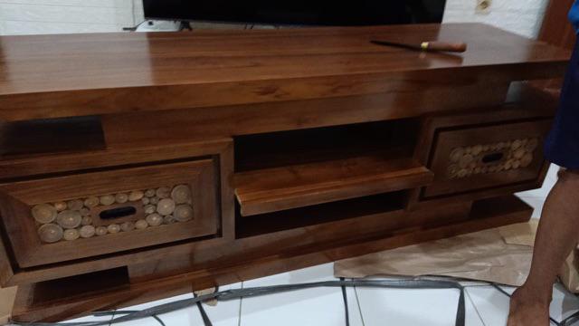 Bufet Meja Tv Jati Minimalis Koin