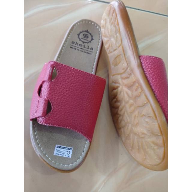 Sandal kulit papirut sol karet mentah