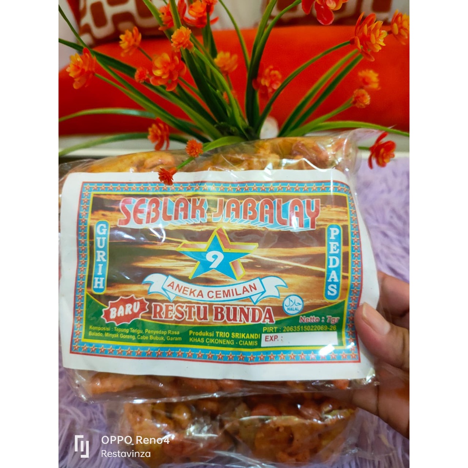 

Krupuk Seblak Bentuk Ikan isi 10 bunkus