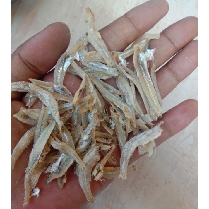 

Teri jengki ukuran sedang kecil 250 gram