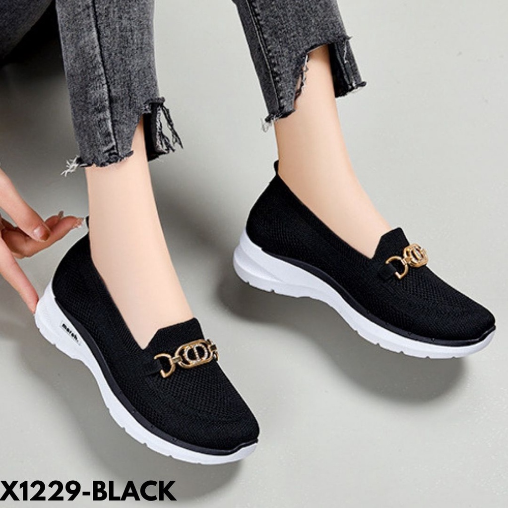 SEPATU SNEAKERS WANITA TANPA TALI KEKINIAN LOGO CAKEP BAHAN FLYKNIT IMPORT 1229