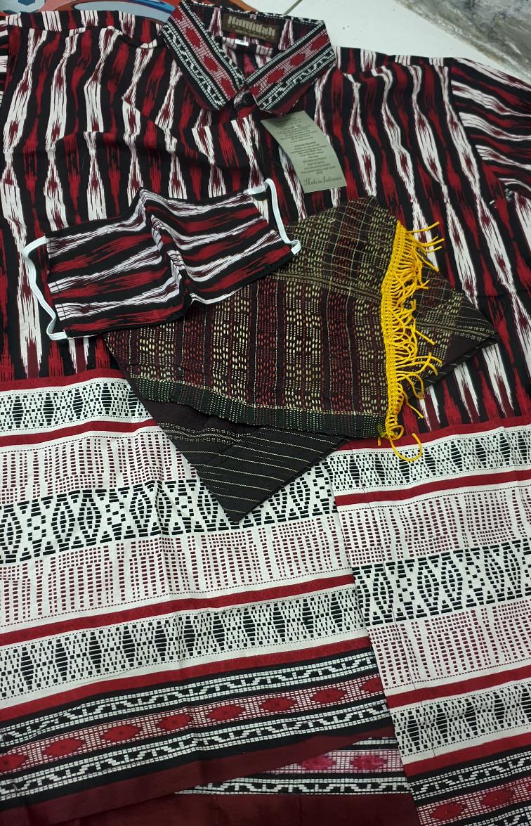 Kemeja Batik Pria | Batik Etnik Pria Motif Gorga Dan Ulos