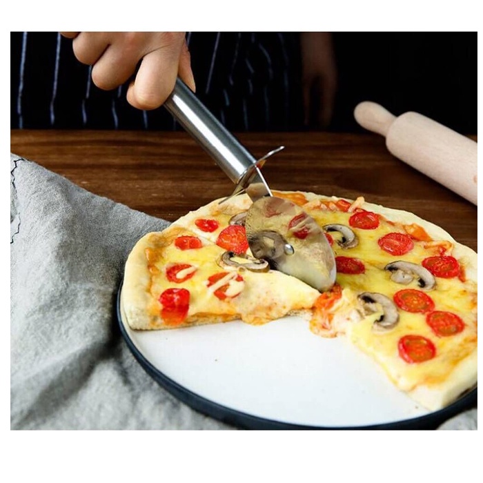 Pisau Dapur Roller Pizza Pemotong Pizza Kue Tart Ulang Tahun Stainless Steel Roller Cutter