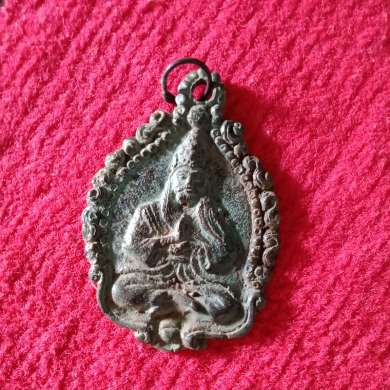 liontin prabu siliwangi