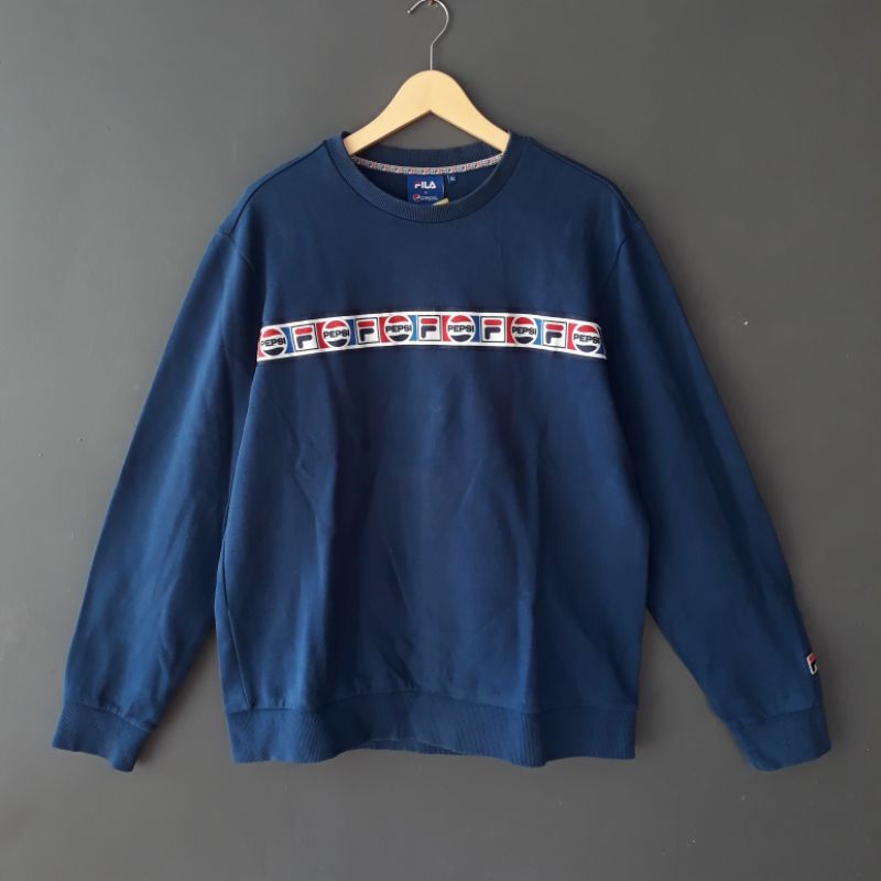 crewneck Fila original crewneck Fila x Pepsi crewneck Fila vintage crewneck pancoat nike Adidas