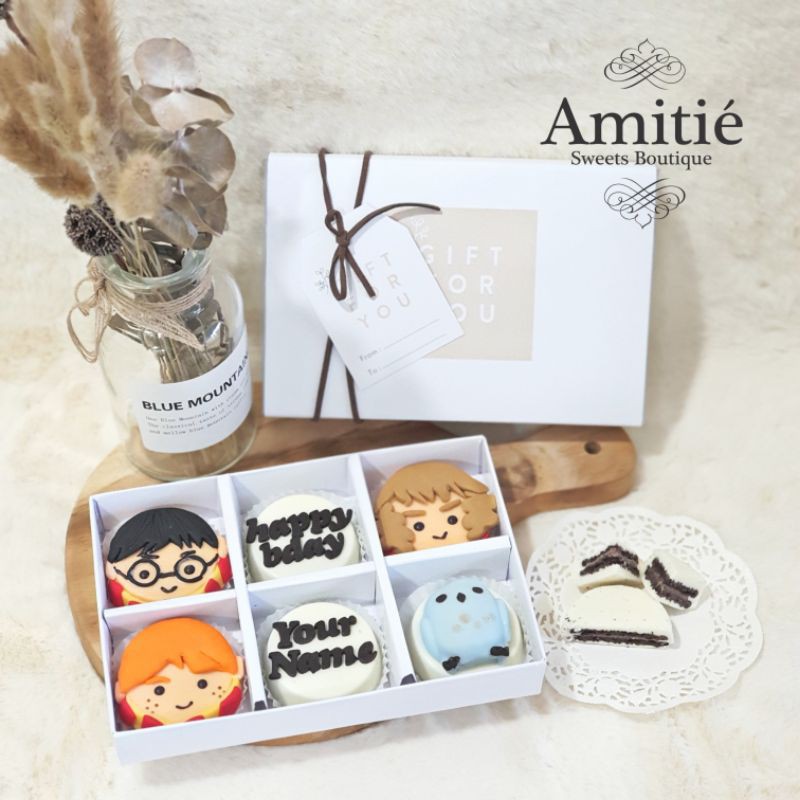 

Coklat Oreo (Custom Name & Special Box) Harry Potter - 1 Box isi 6 / Coklat Karakter / Birthday Gift