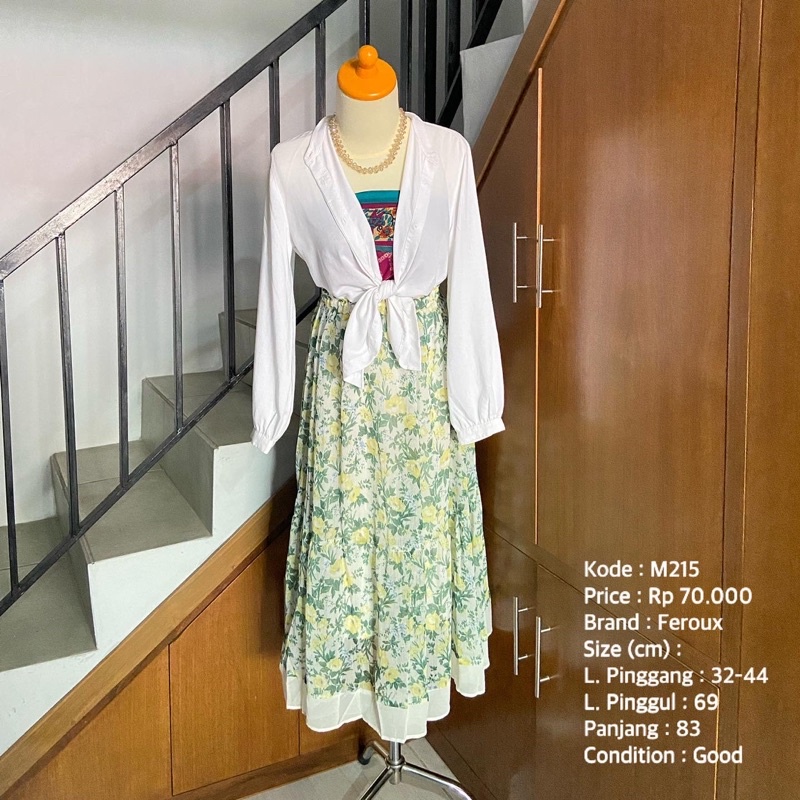 M215 Feroux skirt