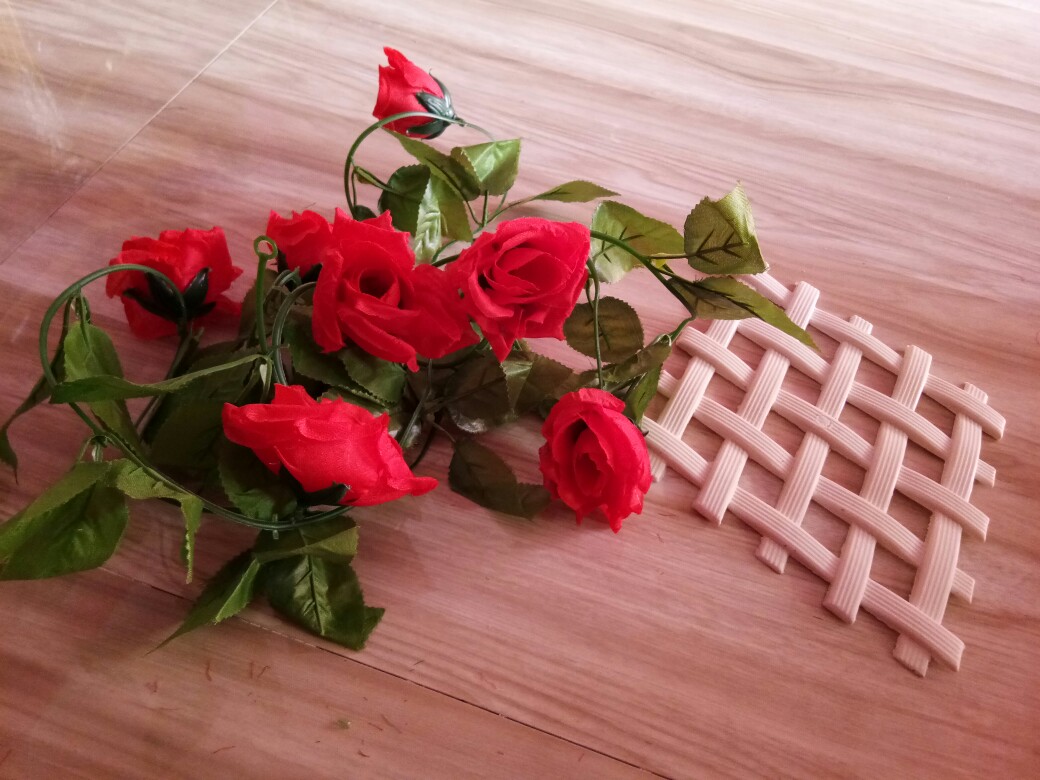 Pot Dinding Vas Dinding Bentuk Wajik Pot Pagar Wajik Pot Pagar Wajik