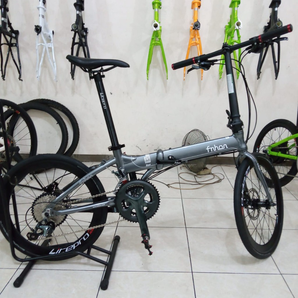 Fullbike Fnhon Blast Grey Abu-abu Discbrake Groupset Shimano Tiagra 2 x 10 Speed Sproket 11-42 MT200