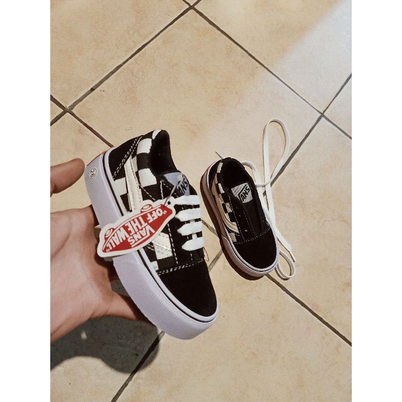 sepatu vans anak motif catur Size 21-35