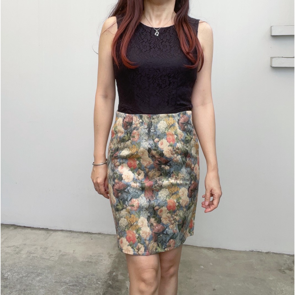 SL257 - Rok Mini Sepan Floral Office Look