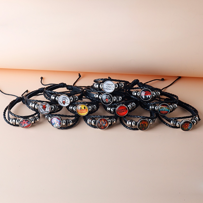 Gelang Tali Multilayer Bahan Kulit Handmade Gaya Vintage Untuk Hadiah