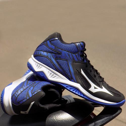 Hematsmart Sepatu Volly Mizuno Thunder Blade 3 Mid Black White Violet Blue