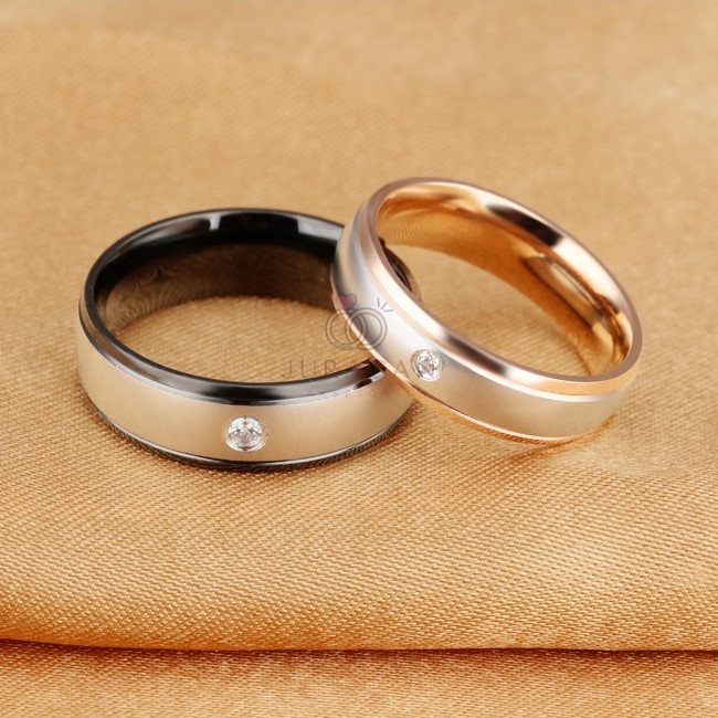 [HIGH QUALITY] Cincin Couple BUCIN R72 Titanium Ukir Nama + Box Cincin Beludru + BONUS Gelang Couple