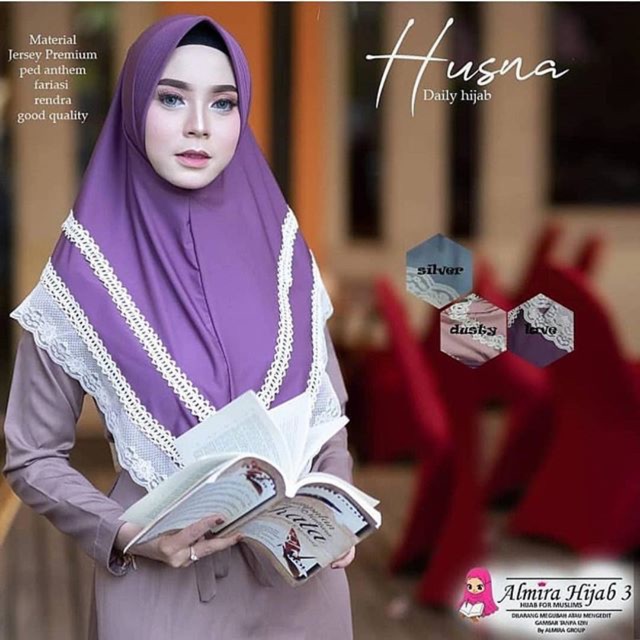 Jilbab renda pendek