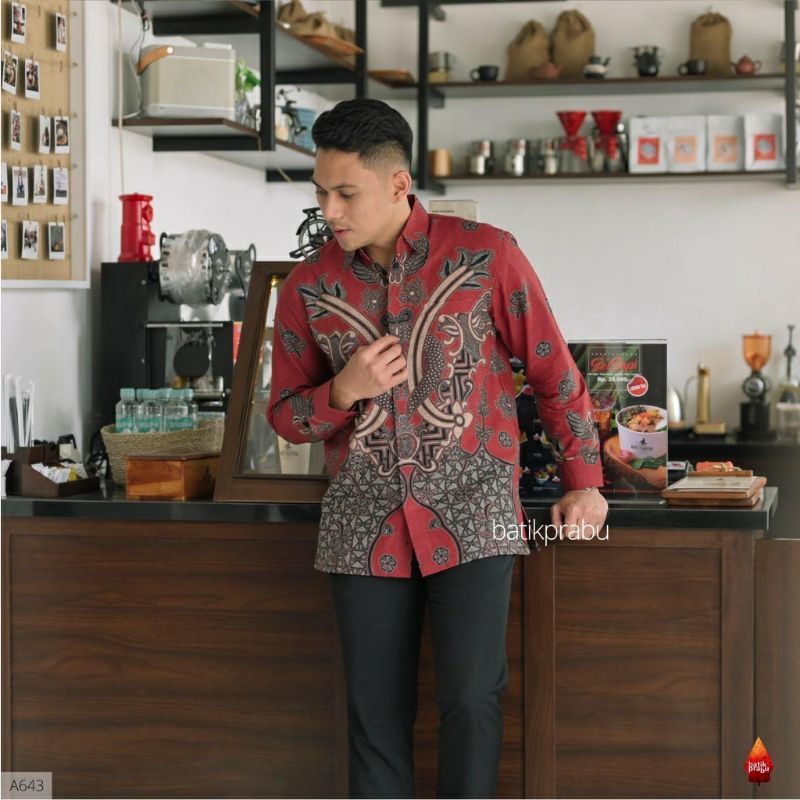 Batik kemeja pria ekslusif lapis furing bahan katun halus baturaden size reguler merah soft