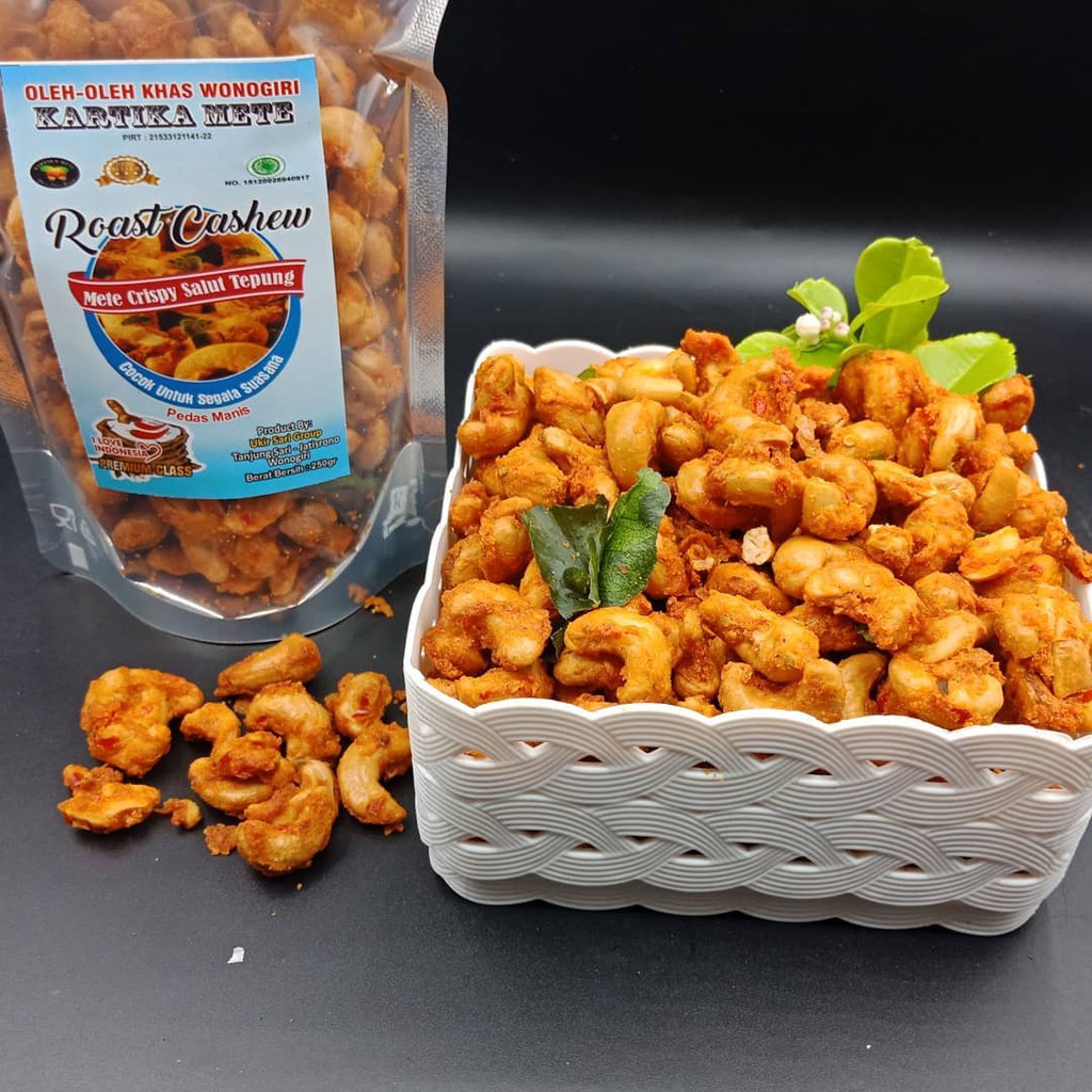 

[PedasManis] Kacang mete Crispy Salut tepung