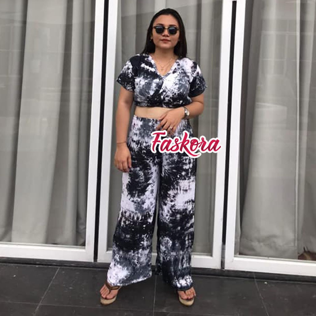 One Set Crop Tie dye Wanita Pendek / Setelan Crop Tie dye Pendek / Set Crop Tie dye Pendek