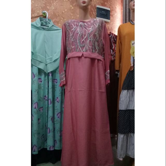 Gamis semi brukat/gamis syantik/gamis elegan/gamis murce