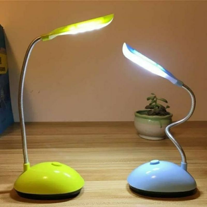 Lampu LED meja belajar mini elastis lampu kamar tidur malam portable tanpa kabel