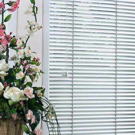 Horizontal Blind Onna, Cord & Stick, 25 mm, Warna Slat Putih, T.140cm