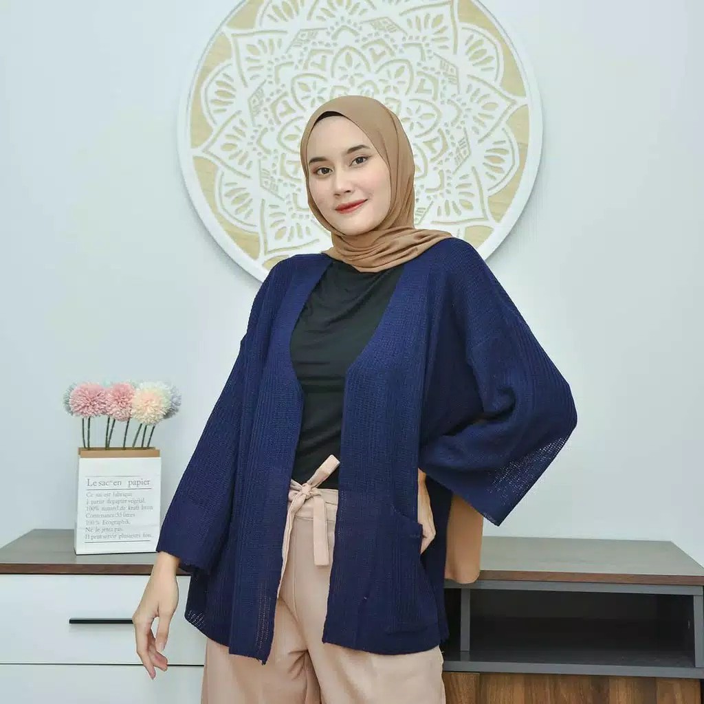 LOOCY CARDY 12 GET / Kardigan Rajut Oversize / Cardie Outher / Loocy Pocket Cardie 12 Get /  Kardigan Rajut Rajut Wanita-NAVY