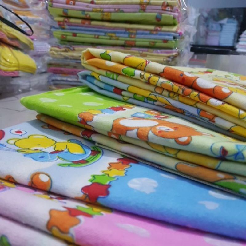 12 pcs bedong bayi / gedong bayi murah kain flanel size 90x80