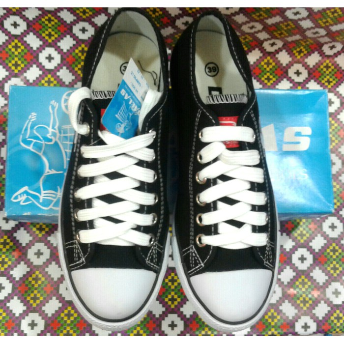 sepatu dallas campus LC