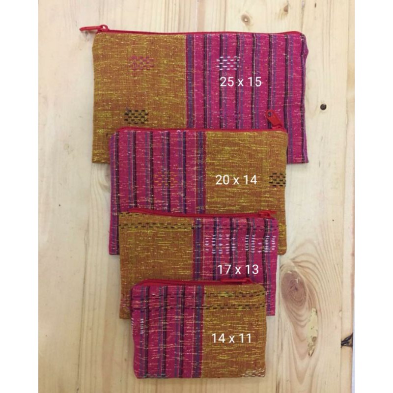 Helaparumaen - Souvenir Etnik - Souvenir Ulos - Pouch / Dompet Ulos / Gorga