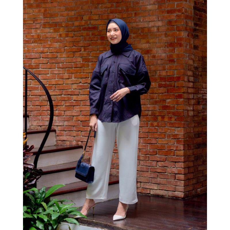 

LYRA OVERSIZE