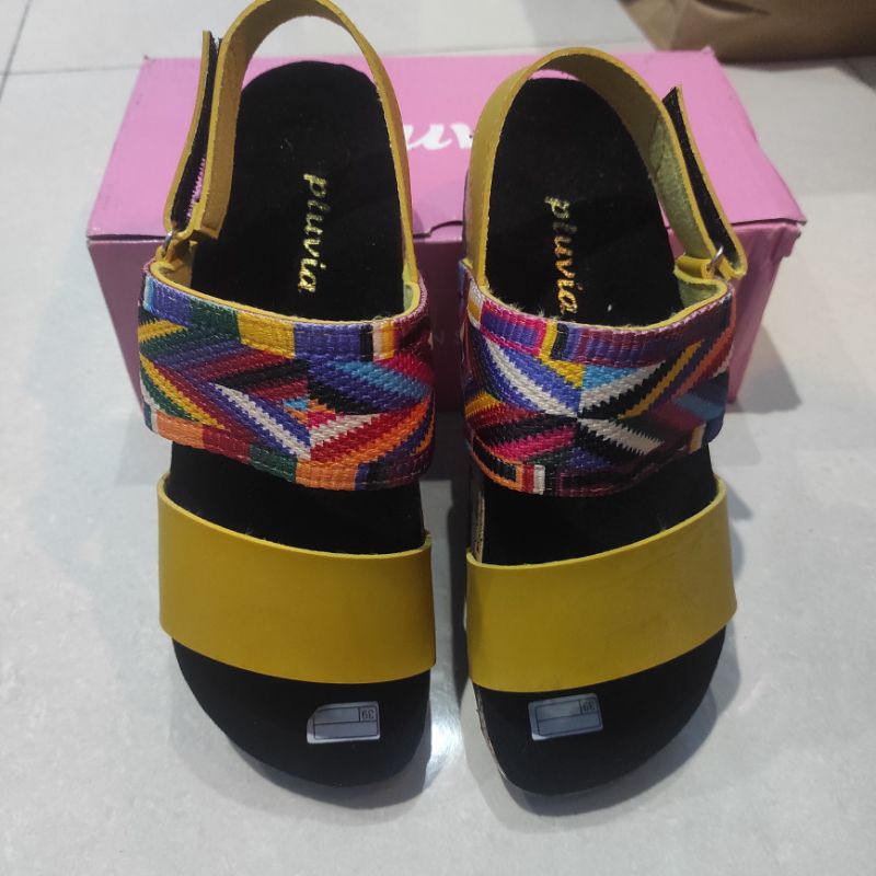 Sendal Sepatu Strap Wanita Pluvia by Matahari Departement Store