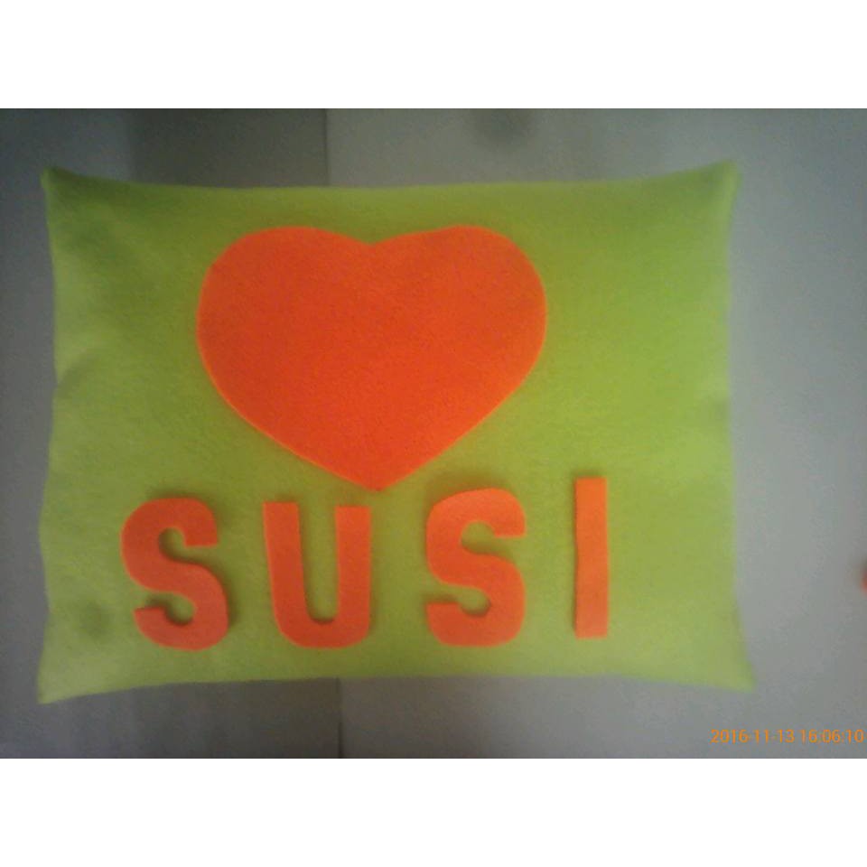 bantal karakter lucu unik untuk hadiah ulang tahun anak anak bisa request warna, tulisan nama