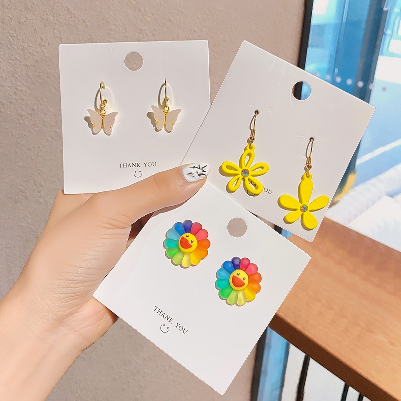 Anting Stud Bentuk Bunga Kecil Gaya Korea