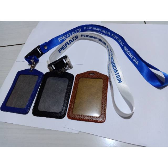 

Name Tag Id Card Tempat Kartu Kulit Plus Tali Id Card PERADI Advokat Pengacara Kwalitas Bagus