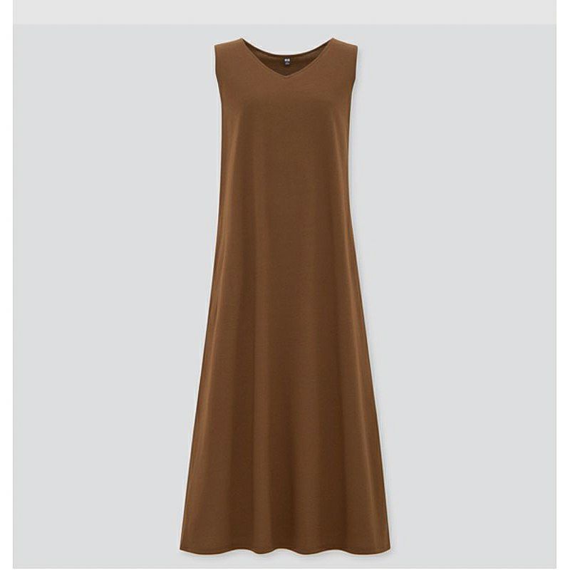 Preloved gaun inner tanpa lengan uniqlo