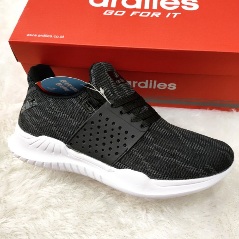 Sepatu wanita sneakers... sepatu Ardiles GWYNETH  100% ORGINAL
