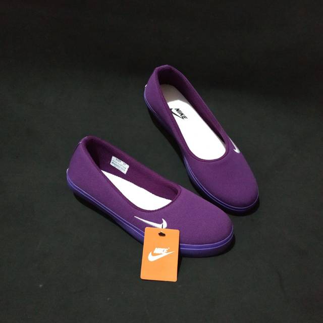 Nikee Sepatu Flat/Slop/Slip On Wanita Dewasa (36 37 38 39 40 41 42 43)