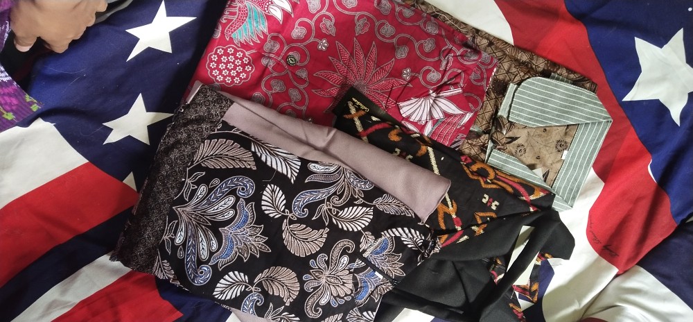 Atasan Batik Dolby Dolbi Dobby Doby Tenun Sutra Tulis Halus Katun Atbm Baron ,sarombit Atasan No