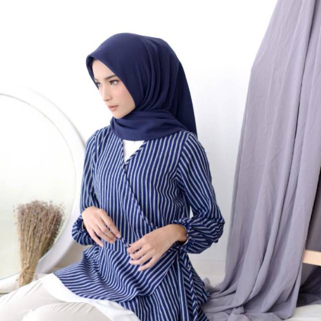 Summer blouse navy  m by wearing klamby