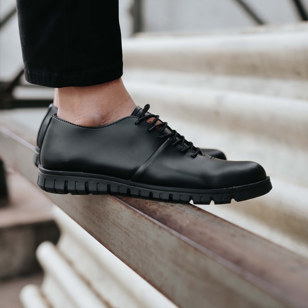 SAHARA BLACK |ManNeedMe x FSTP| Sepatu Pantofel Pria Oxford Formal