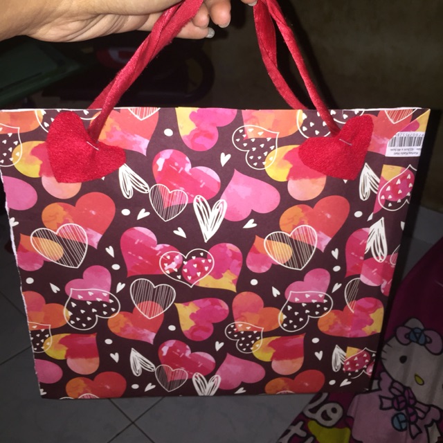 

Kertas kado kreatif handmade