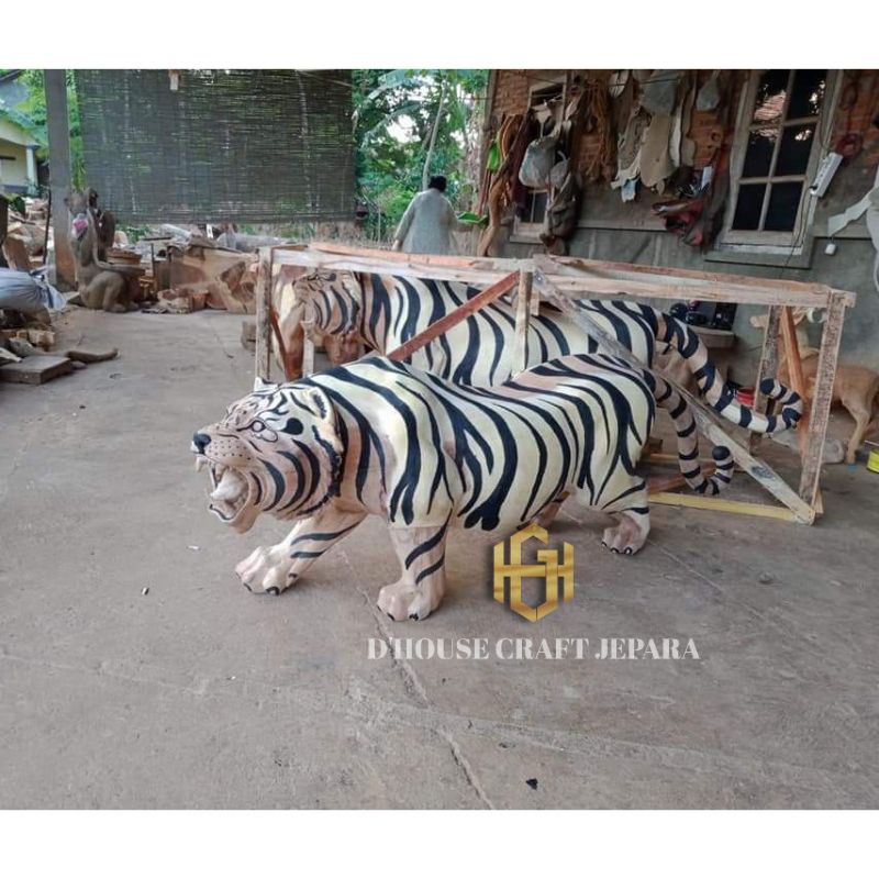 Patung Macan Harimau Putih Kayu Trembesi Panjang 120