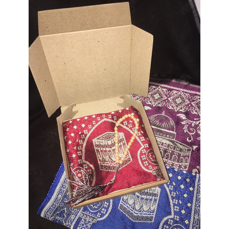 Hampers Sajadah Tenun Mini Free Tasbih Mutiara Souvenir Hamper Parcel Lebaran Oleh-Oleh Umroh Tahlil