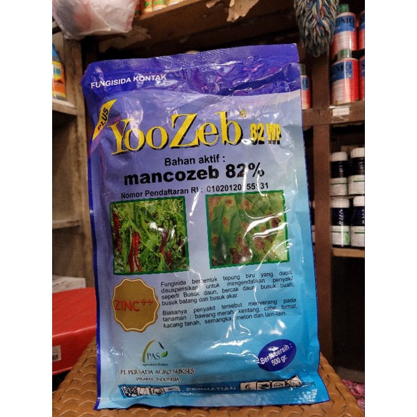 Fungisida Yozeb blue 500gr dengan bahan aktif mancozeb 82%