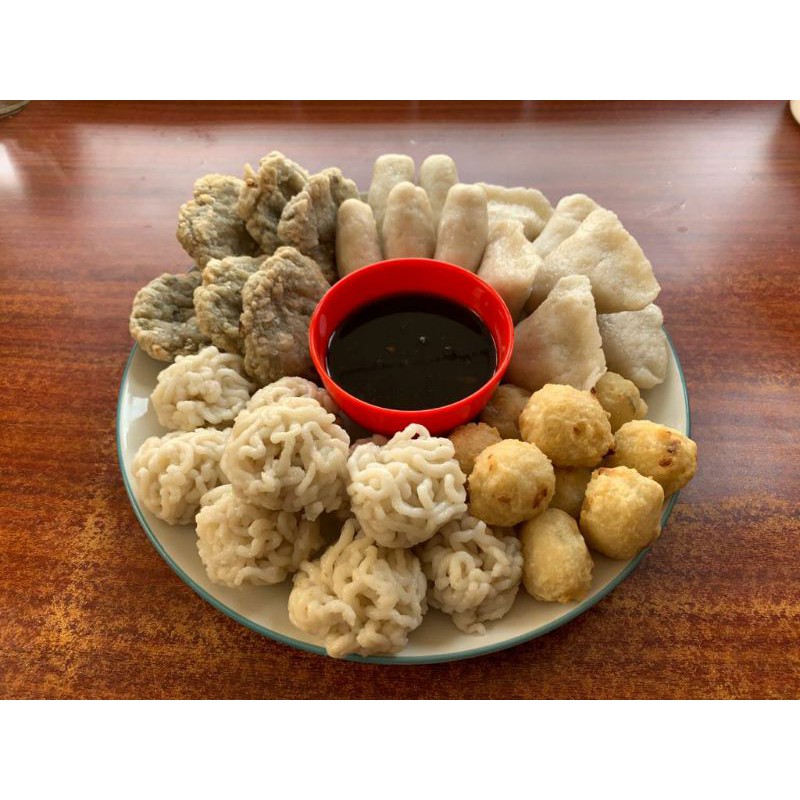 

Pempek Kuto Besak Paket Isi 10pcs mix FROZEN
